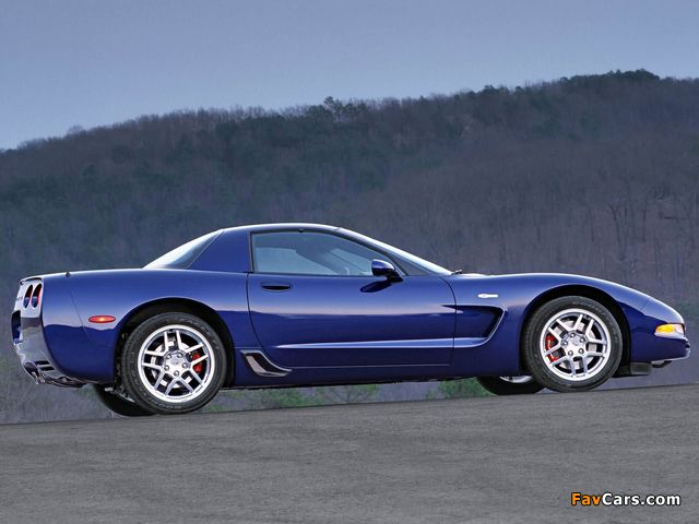 Corvette Z06 Commemorative Edition (C5) 2003 images (640 x 480)