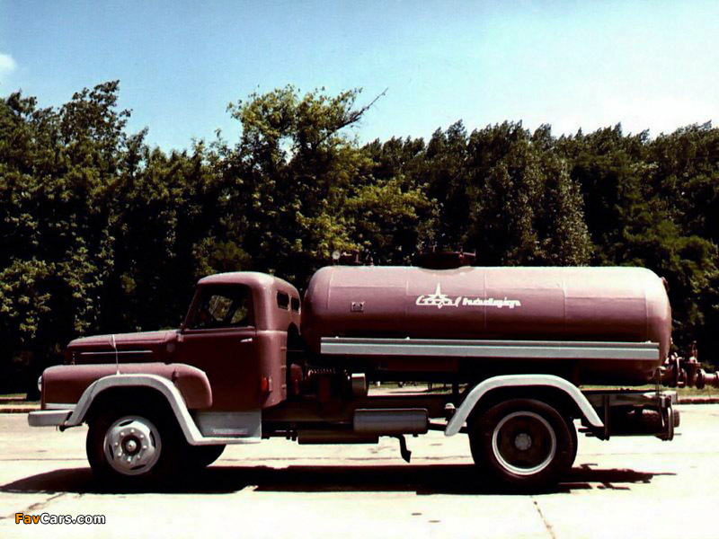 Pictures of Csepel D450 Tanker 1957–72 (800 x 600)