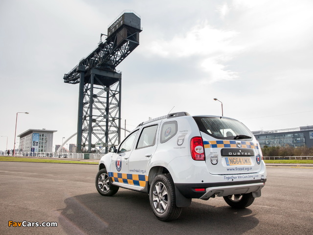 Dacia Duster St Andrew’s First Aid UK-spec 2015 pictures (640 x 480)