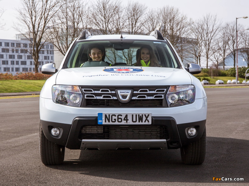 Dacia Duster St Andrew’s First Aid UK-spec 2015 pictures (800 x 600)
