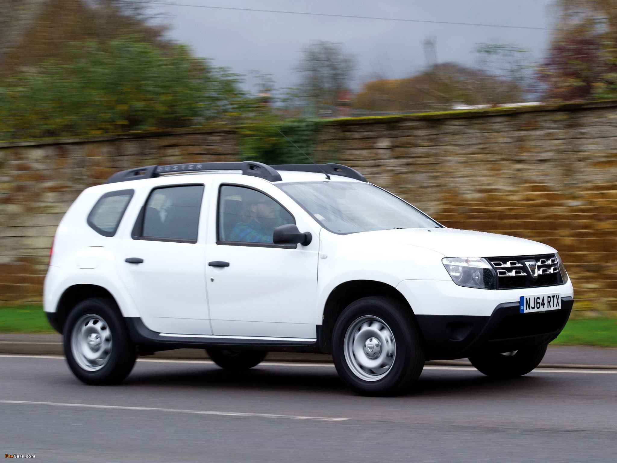Pictures of Dacia Duster Access UK-spec 2014 (2048 x 1536)