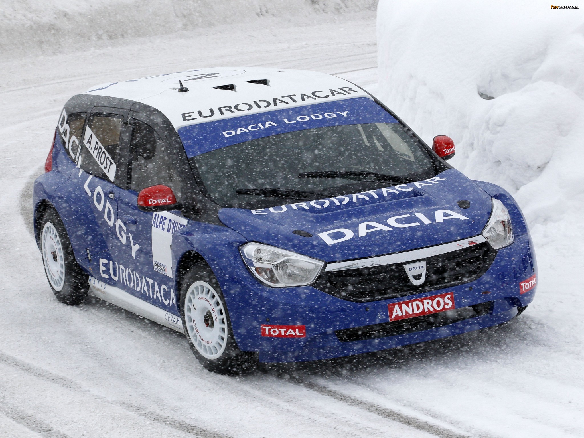Dacia Lodgy Glace Trophée Andros 2011 wallpapers (2048 x 1536)