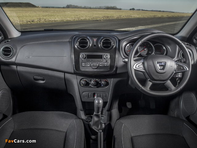 Images of Dacia Logan MCV UK-spec 2017 (640 x 480)