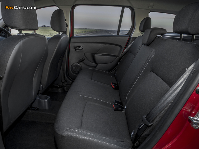 Images of Dacia Logan MCV UK-spec 2017 (640 x 480)