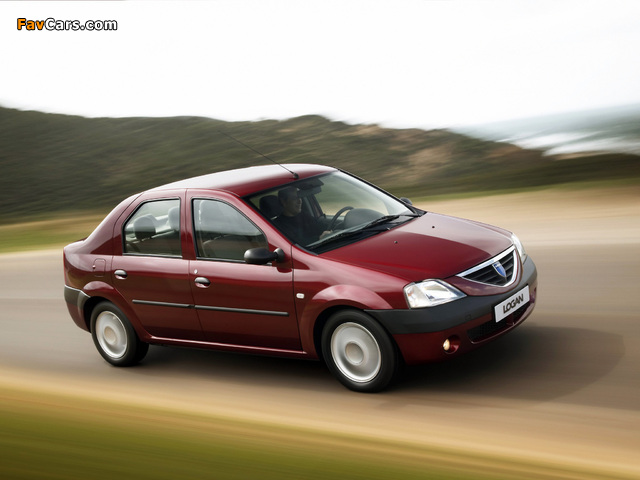 Photos of Dacia Logan 2004–08 (640 x 480)