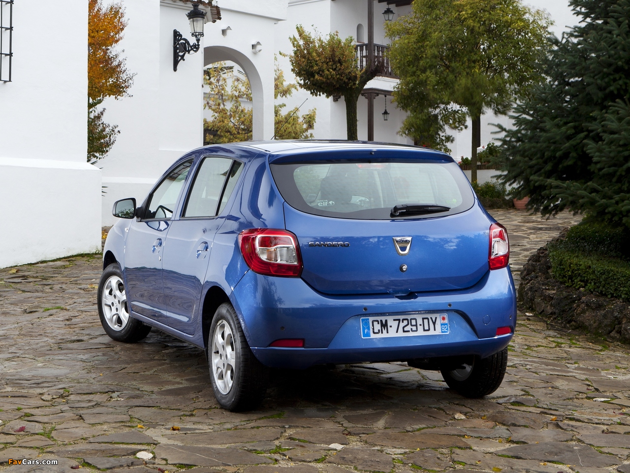 Dacia Sandero 2012 pictures (1280 x 960)