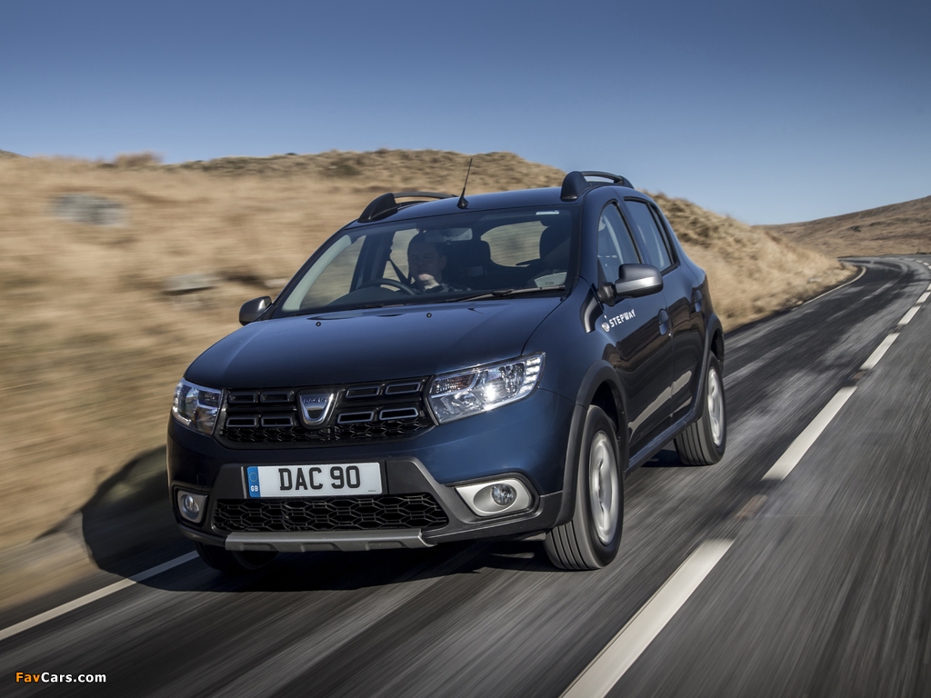 Dacia Sandero Stepway UK-spec 2017 wallpapers (1024 x 768)