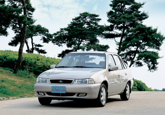 Pictures of Daewoo Cielo Sedan 1994–97