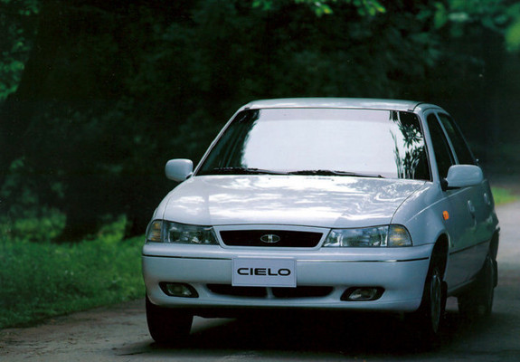 Daewoo Cielo Sedan 1994–97 wallpapers