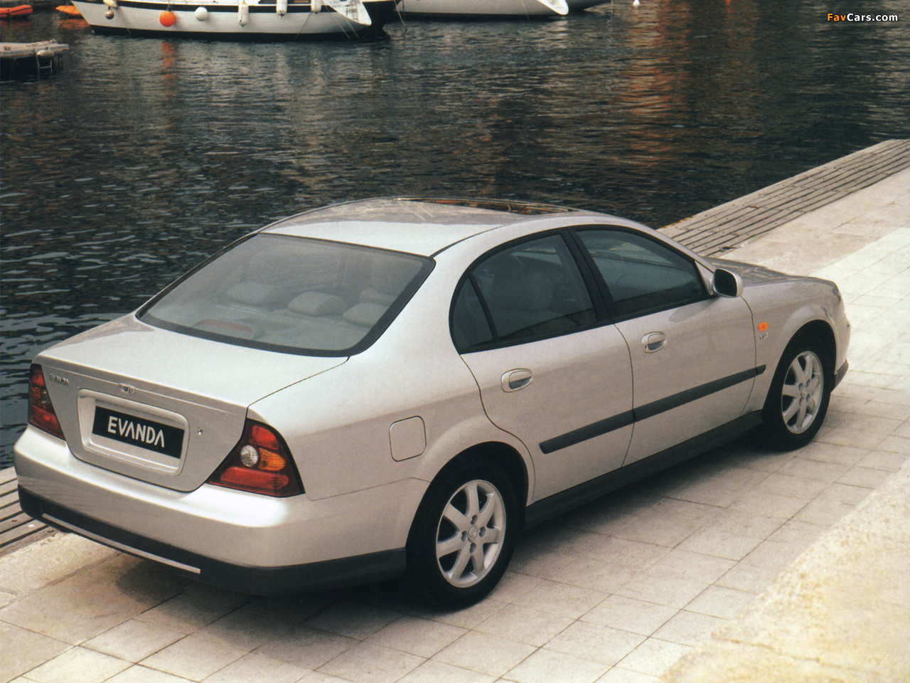 Pictures of Daewoo Evanda 2002–04 (1280 x 960)