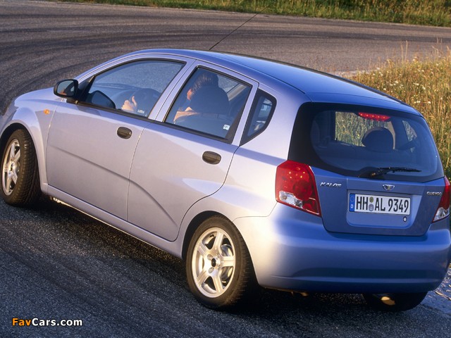 Daewoo Kalos 5-door (T200) 2002–05 photos (640 x 480)