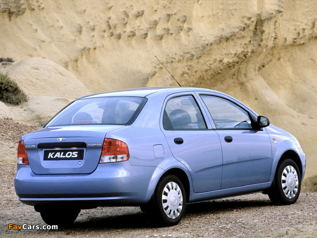 Photos of Daewoo Kalos Sedan (T200) 2002–06 (640 x 480)