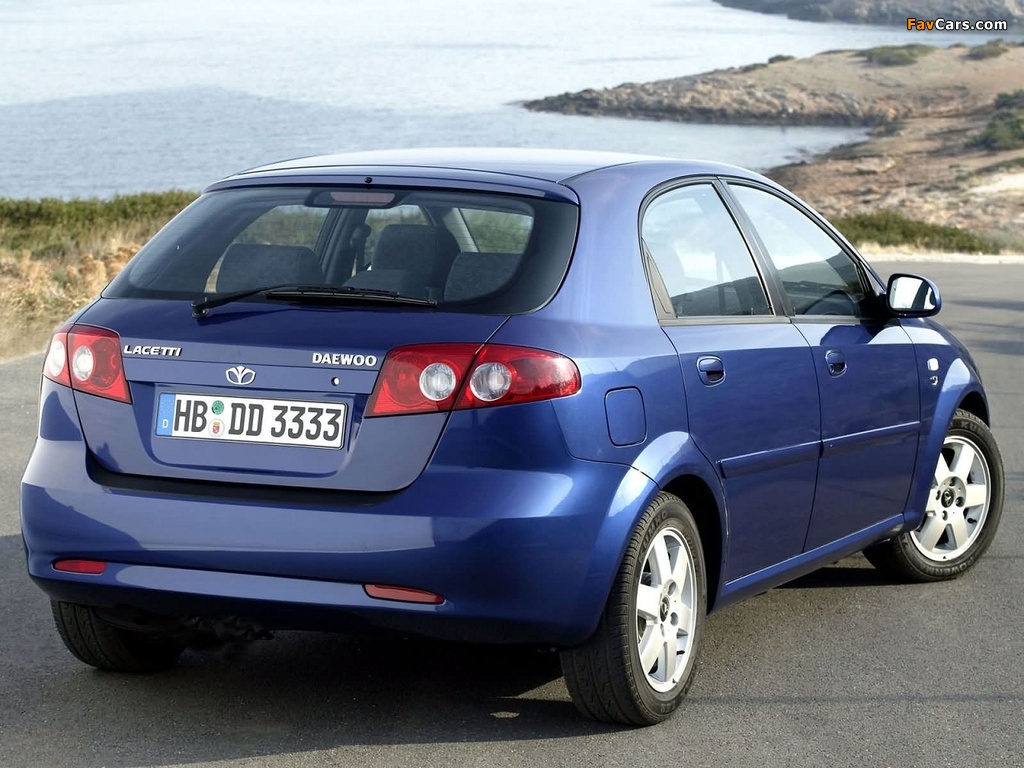 Pictures of Daewoo Lacetti Hatchback SX 2004–09 (1024 x 768)