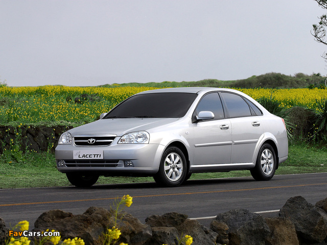 Daewoo Lacetti Sedan 2004–09 wallpapers (640 x 480)