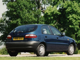 Images of Daewoo Lanos 5-door UK-spec (T100) 1997–2000