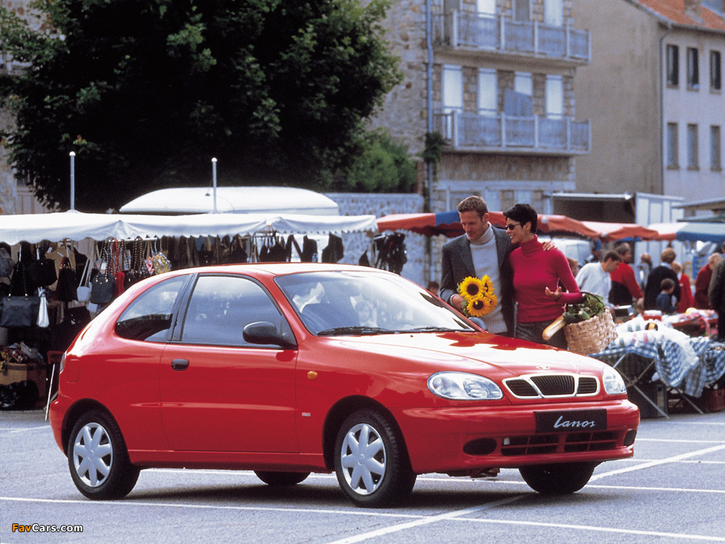 Pictures of Daewoo Lanos 3-door (T150) 2000–03 (1024 x 768)