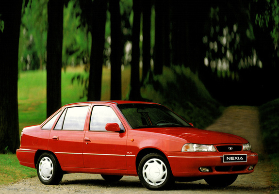 Daewoo Nexia Sedan 1994–2008 wallpapers