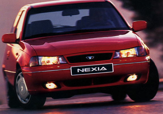 Pictures of Daewoo Nexia 3-door 1995–96