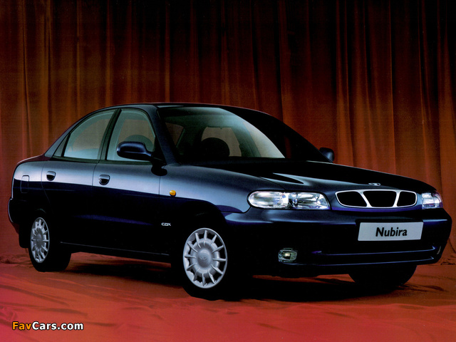 Daewoo Nubira Sedan UK-spec 1997–99 wallpapers (640 x 480)