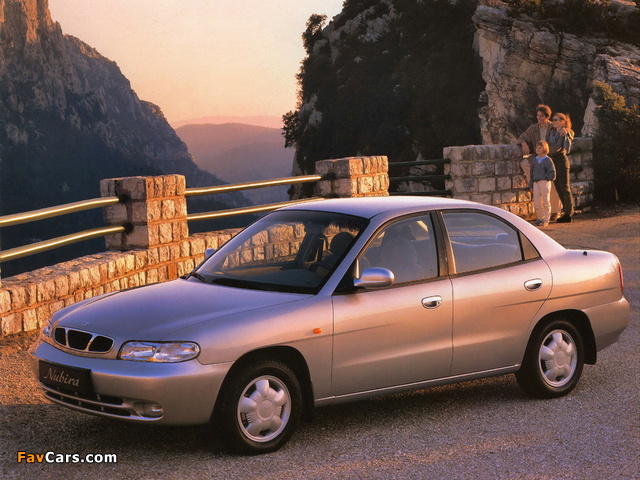 Daewoo Nubira Sedan 1997–99 wallpapers (640 x 480)