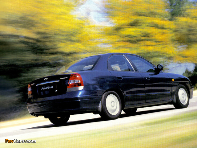 Daewoo Nubira Sedan 1999–2003 wallpapers (640 x 480)