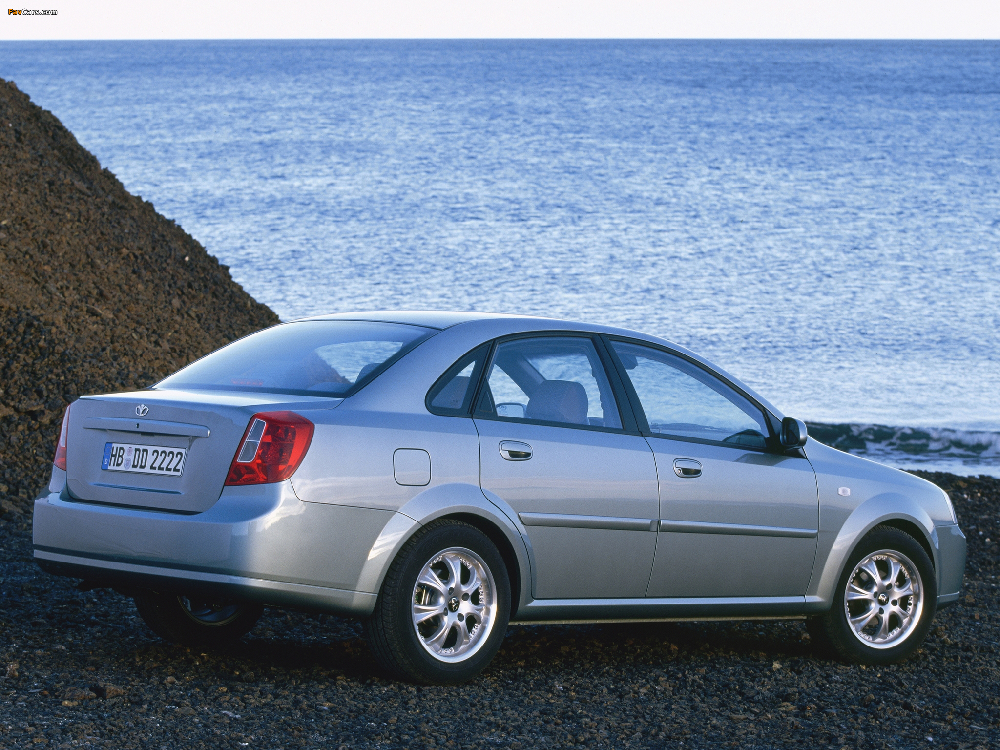 Images of Daewoo Nubira Sedan 2003–04 (2048 x 1536)