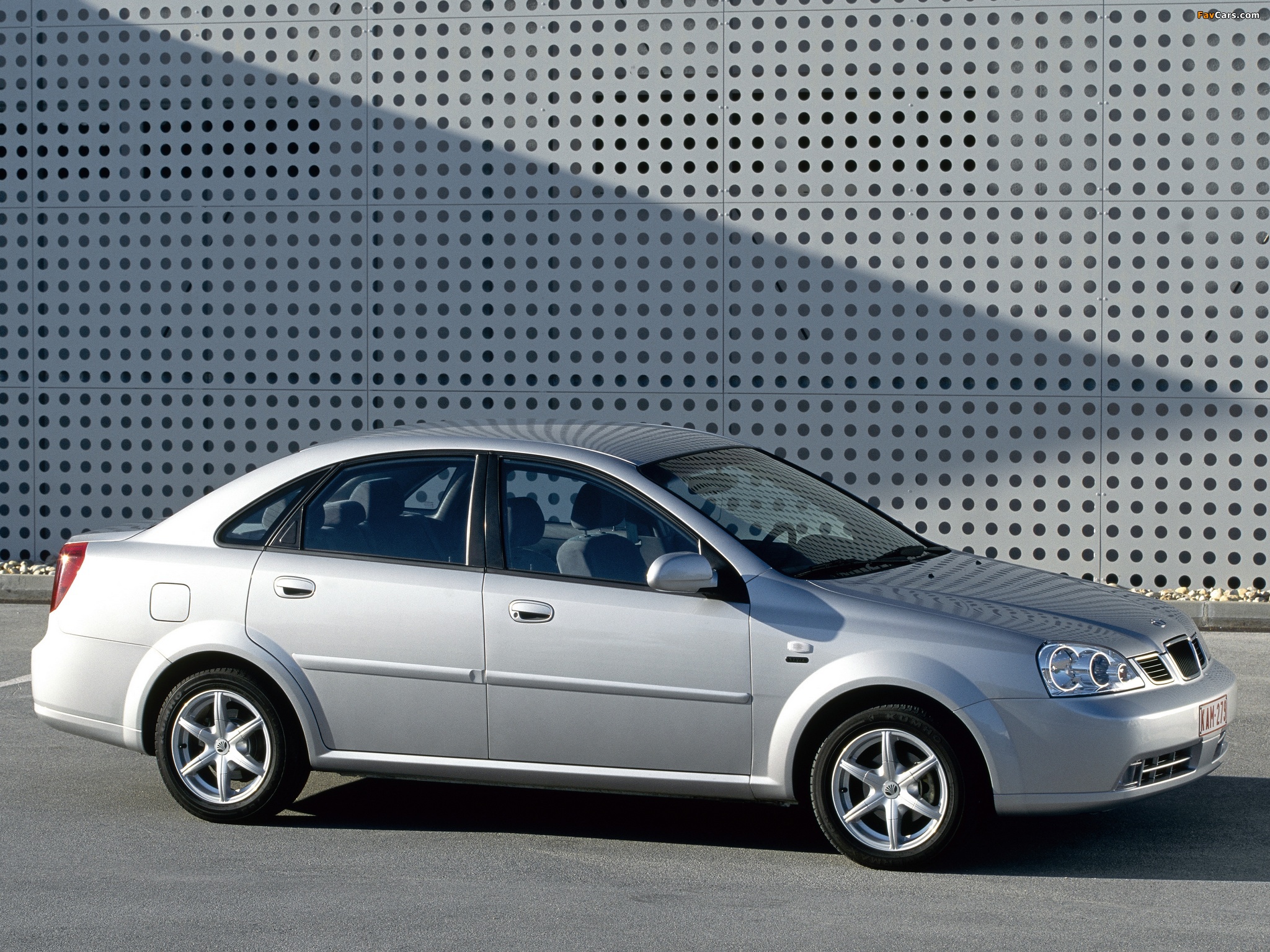 Images of Daewoo Nubira Sedan 2003–04 (2048 x 1536)