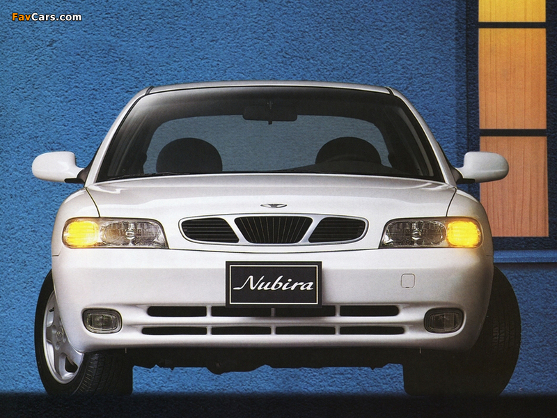 Photos of Daewoo Nubira Sedan 1997–99 (800 x 600)
