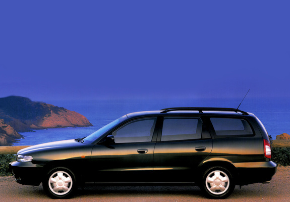 Pictures of Daewoo Nubira Wagon 1997–99