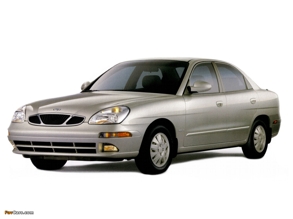 Pictures of Daewoo Nubira Sedan US-spec 1999–2003 (1024 x 768)