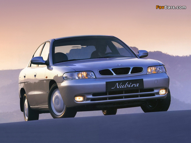 Daewoo Nubira Sedan 1997–99 wallpapers (640 x 480)