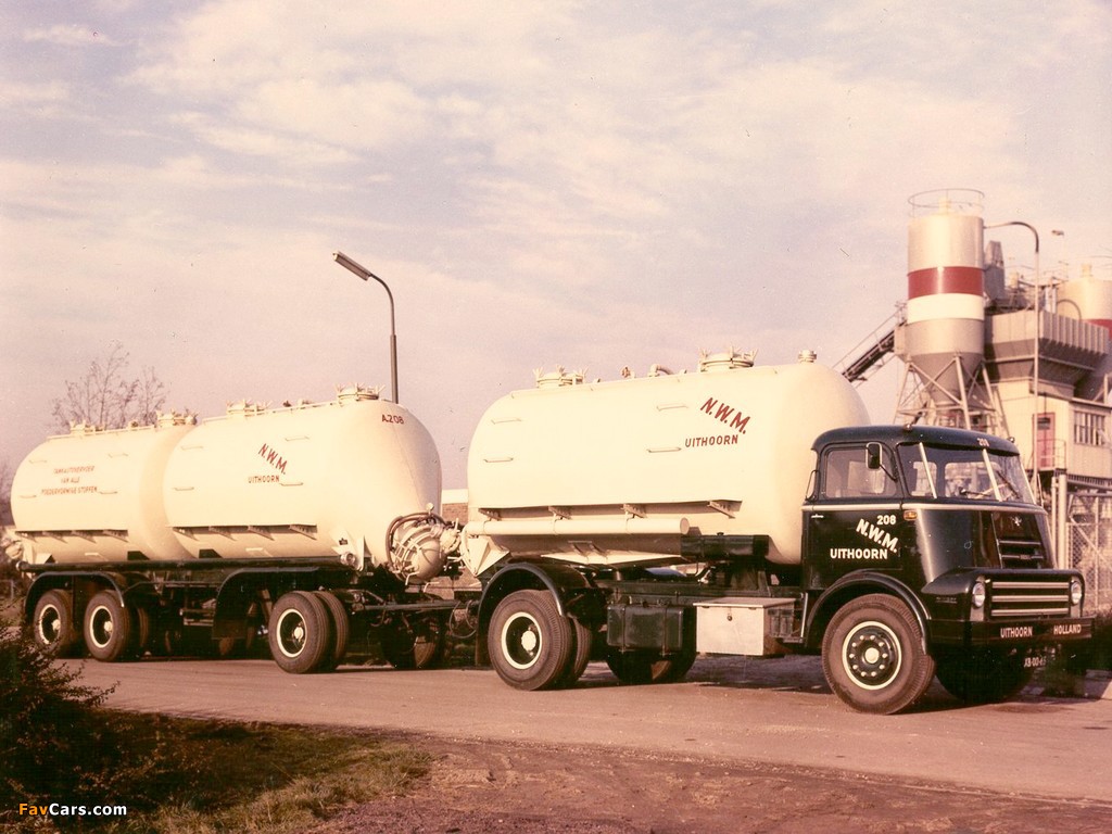 DAF 2000 DO Tanker 1957–65 photos (1024 x 768)