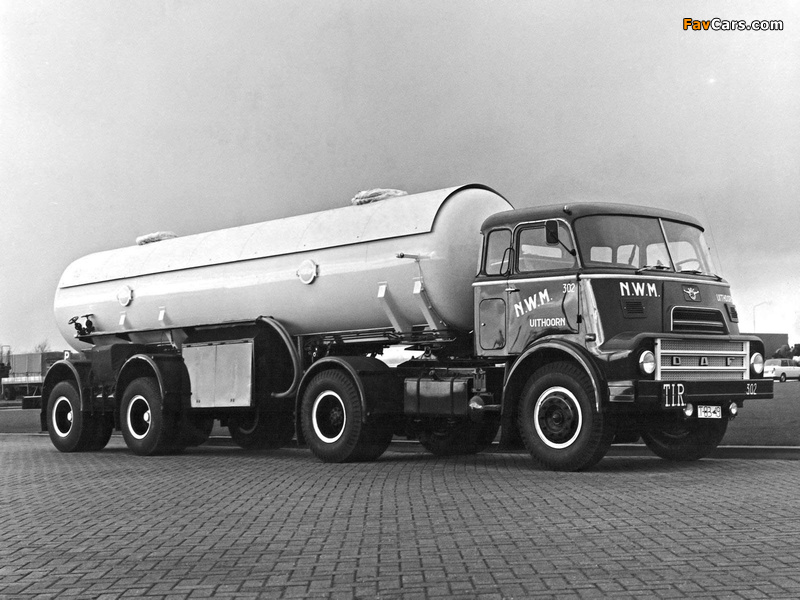 DAF 2000 DO Tractor 1965–70 pictures (800 x 600)