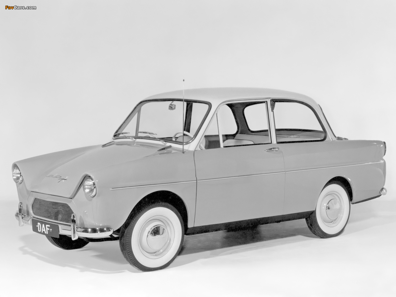 Photos of DAF 600 1958–63 (1280 x 960)