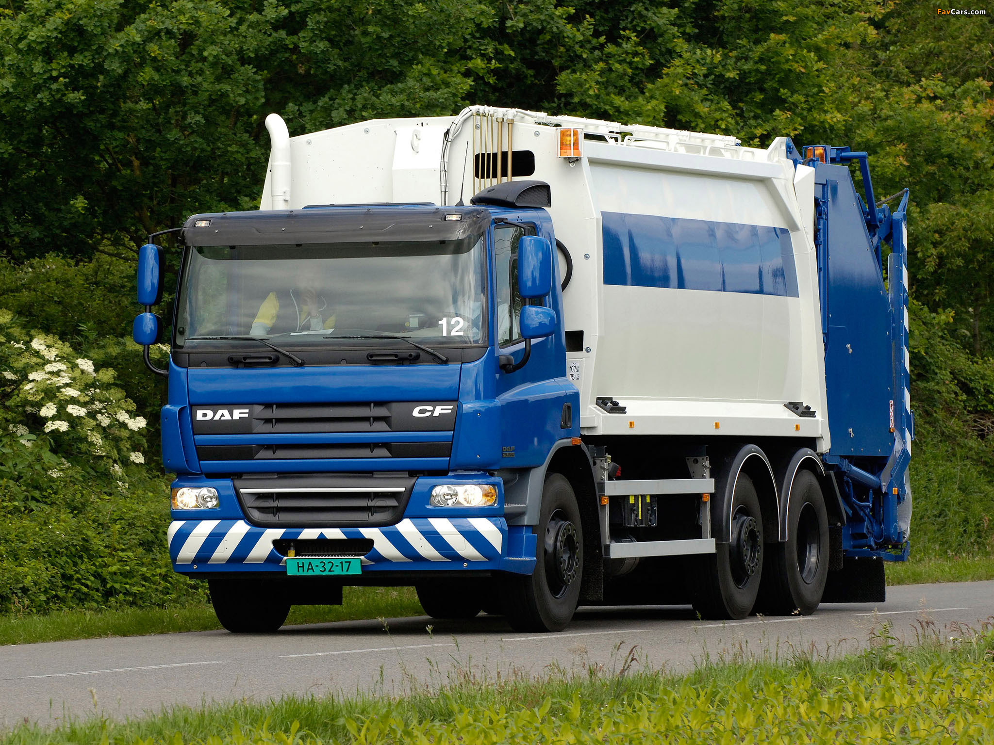 DAF CF75.250 6x2 FAG Day Cab Rolloffcon 2006–13 pictures (2048 x 1536)