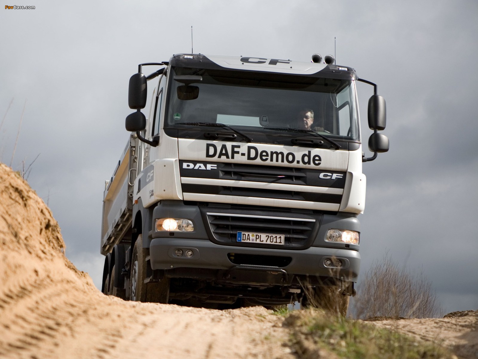 DAF CF85.460 6x4 FAT Sleeper Cab Meiller-Kipper 2006–13 wallpapers (1600 x 1200)