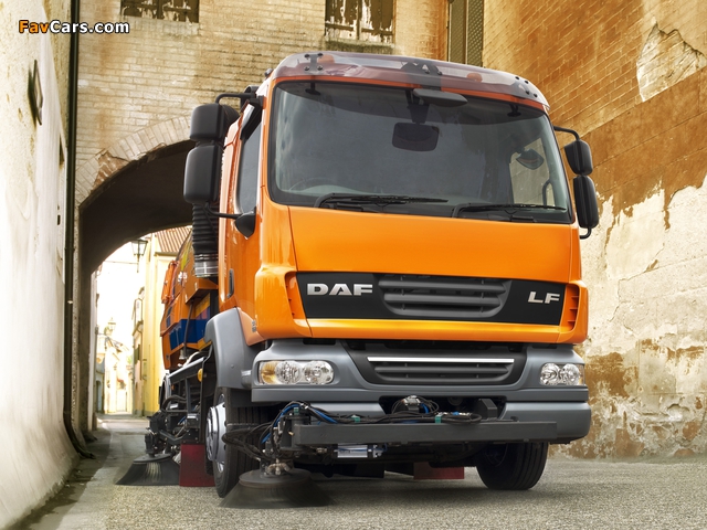 Images of DAF LF55 4x2 FA Day Cab Road Service 2006–13 (640 x 480)