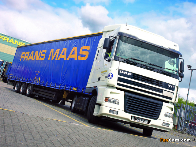 Photos of DAF XF95 4x2 FT Space Cab UK-spec 2002–06 (640 x 480)
