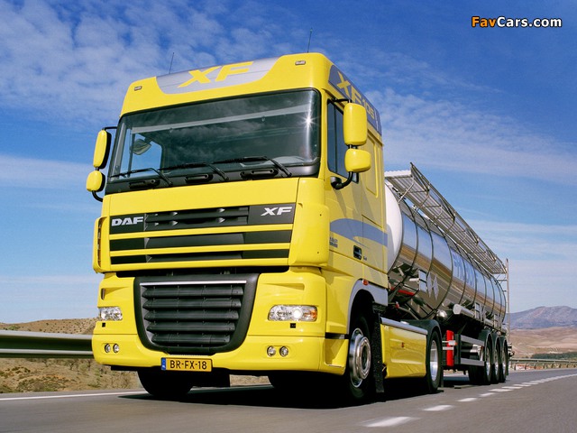 Pictures of DAF XF105 4x2 FT Space Cab 2006–12 (640 x 480)