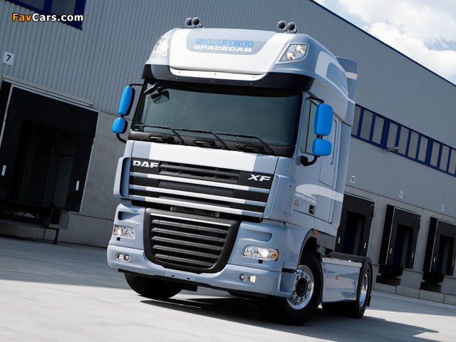 DAF XF105 Blue Edition 2010 wallpapers (640 x 480)