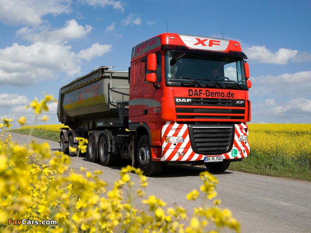 DAF XF105 6x4 FTT Space Cab 2006–12 wallpapers (640 x 480)