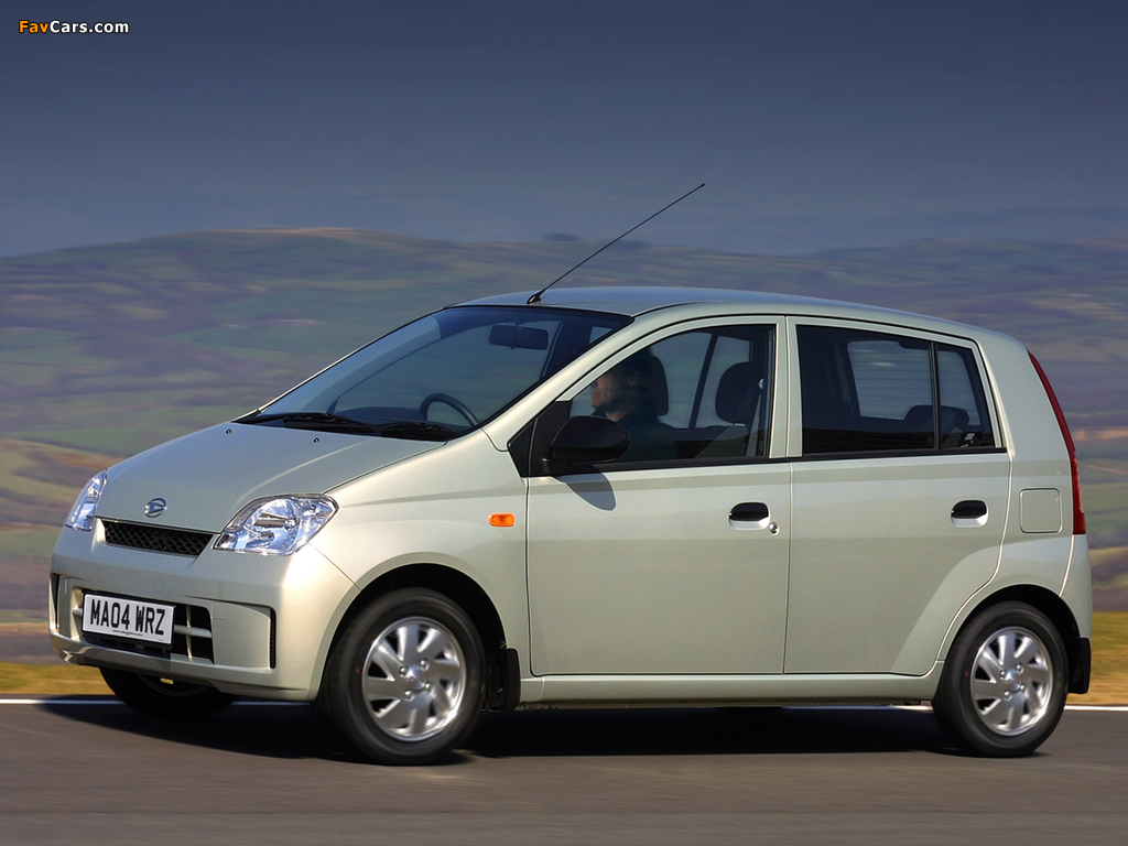 Daihatsu Charade 5-door UK-spec (L251) 2003–07 images (1024 x 768)