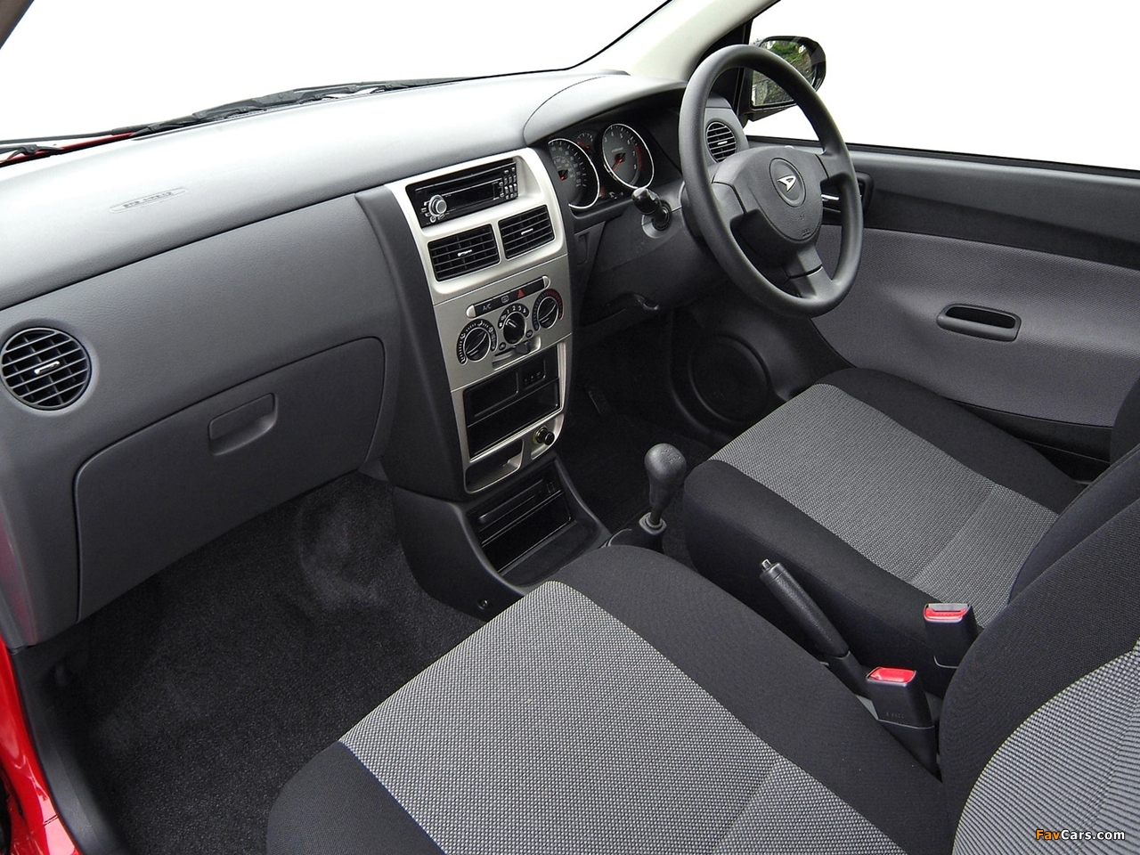 Images of Daihatsu Charade 3-door UK-market (L251) 2003–07 (1280 x 960)
