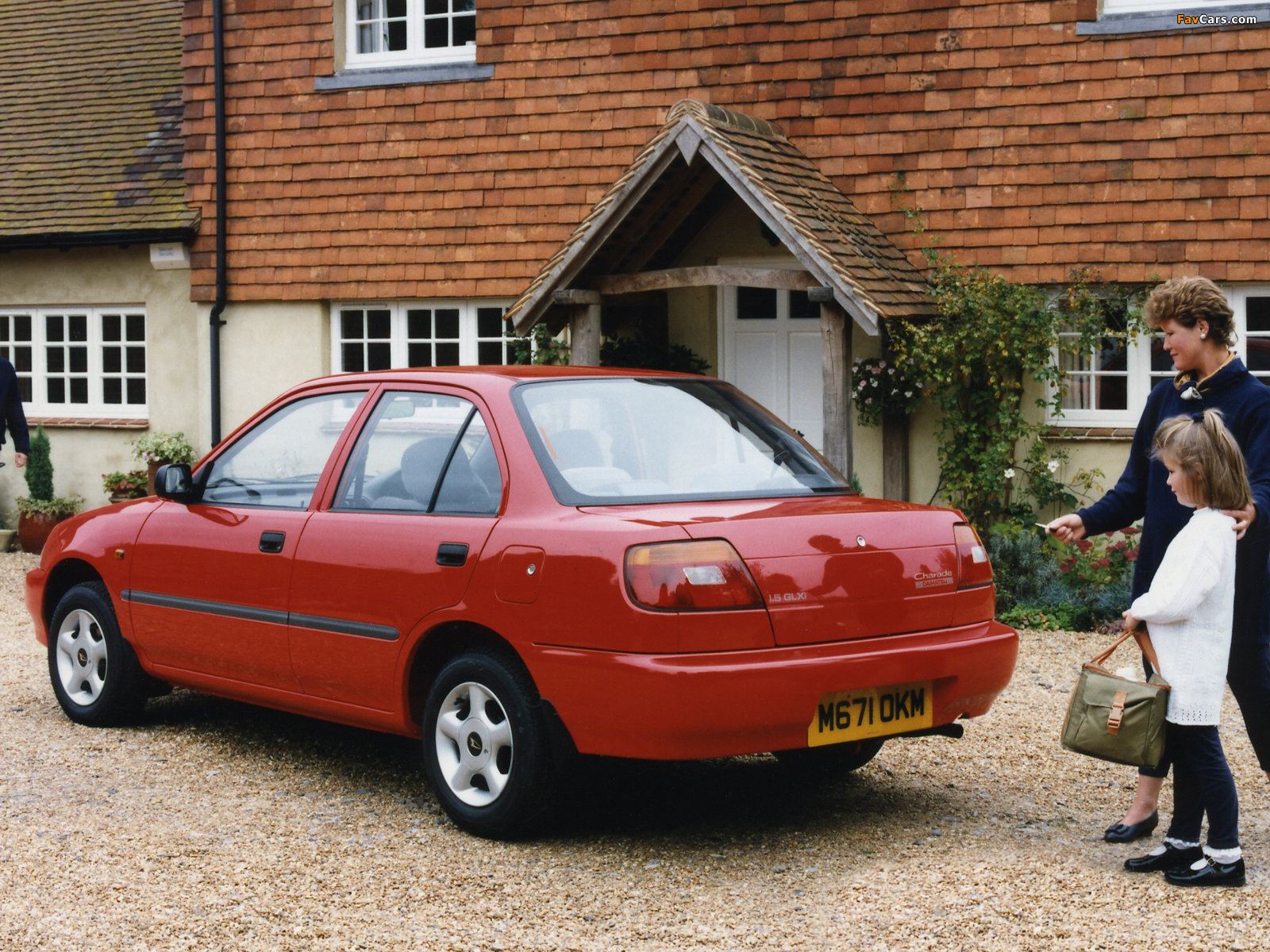Pictures of Daihatsu Charade Sedan UK-spec (G203) 1996–2000 (1600 x 1200)
