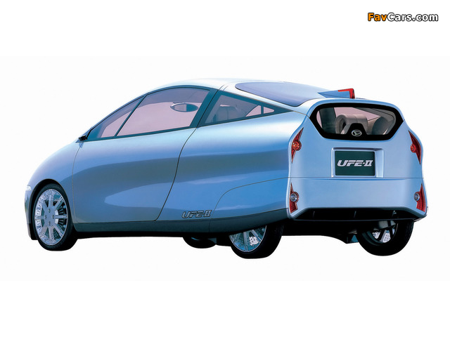 Photos of Daihatsu UFE-II Concept 2003 (640 x 480)