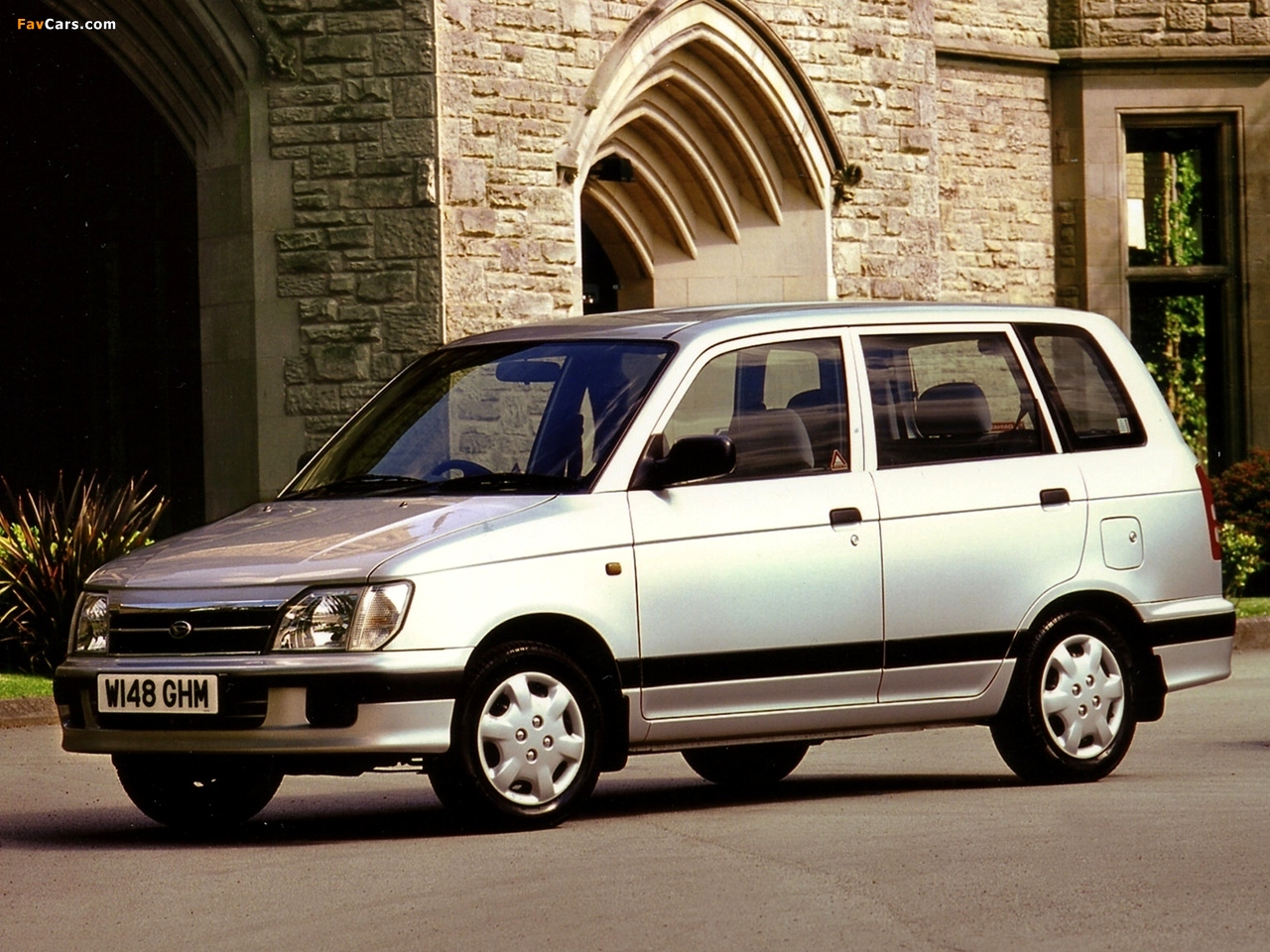 Daihatsu Grand Move UK-spec 1999–2002 photos (1280 x 960)
