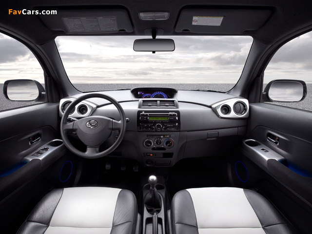 Daihatsu Materia Black Edition 2009–10 images (640 x 480)