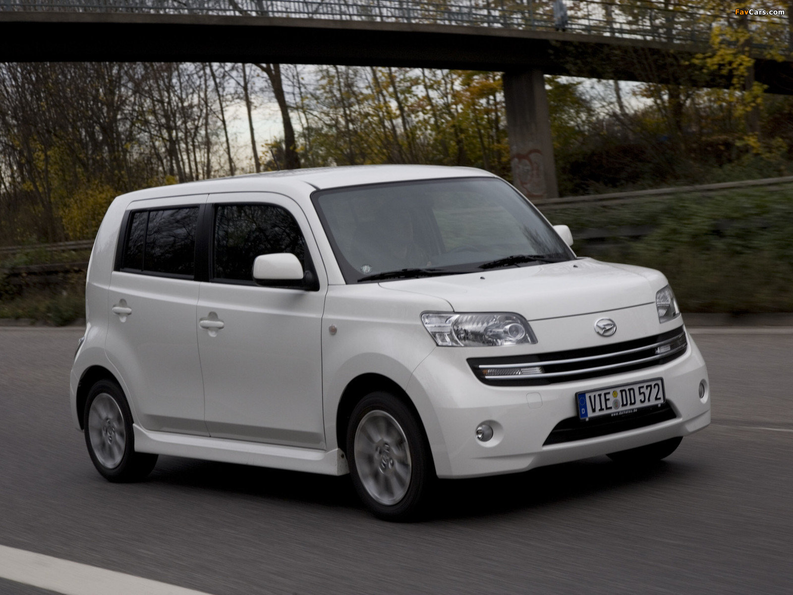 Photos of Daihatsu Materia 2006 (1600 x 1200)