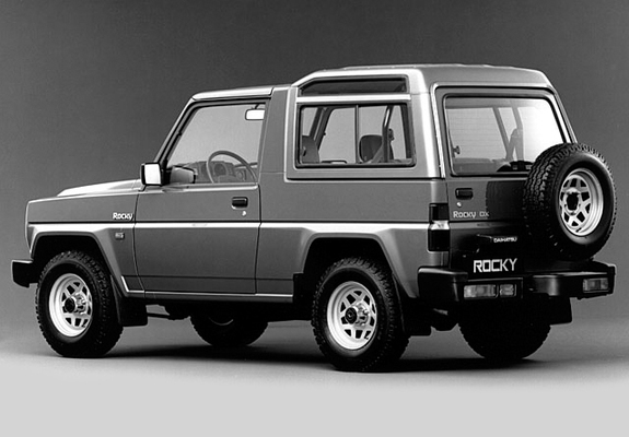 Daihatsu Rocky Wagon 1987–93 wallpapers