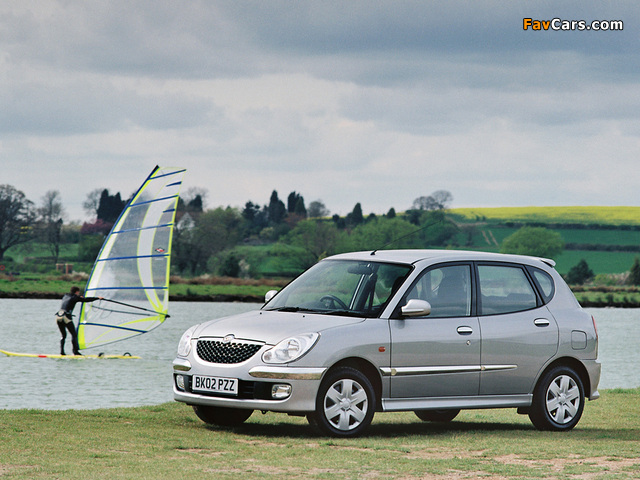 Daihatsu Sirion UK-spec 2001–04 images (640 x 480)